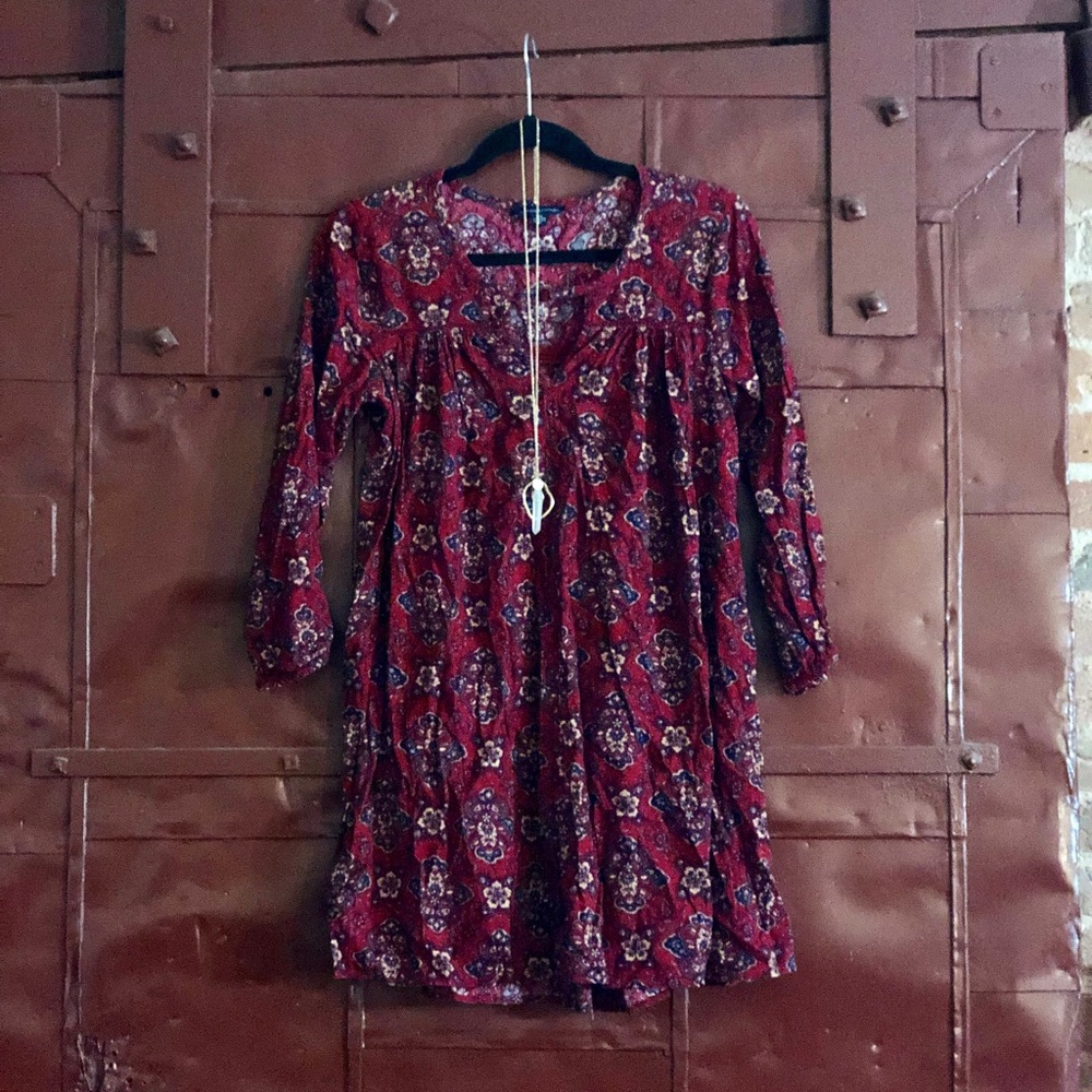 AE Red Floral Print Long Sleeve Shift Dress